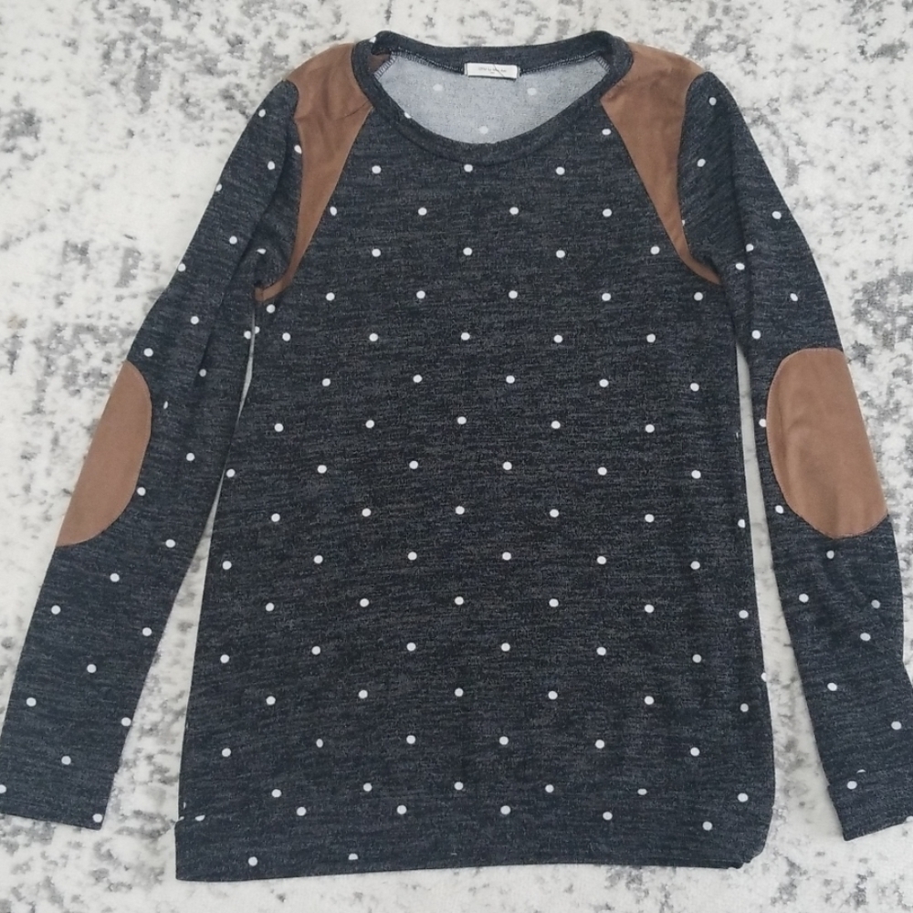 Polka dot top